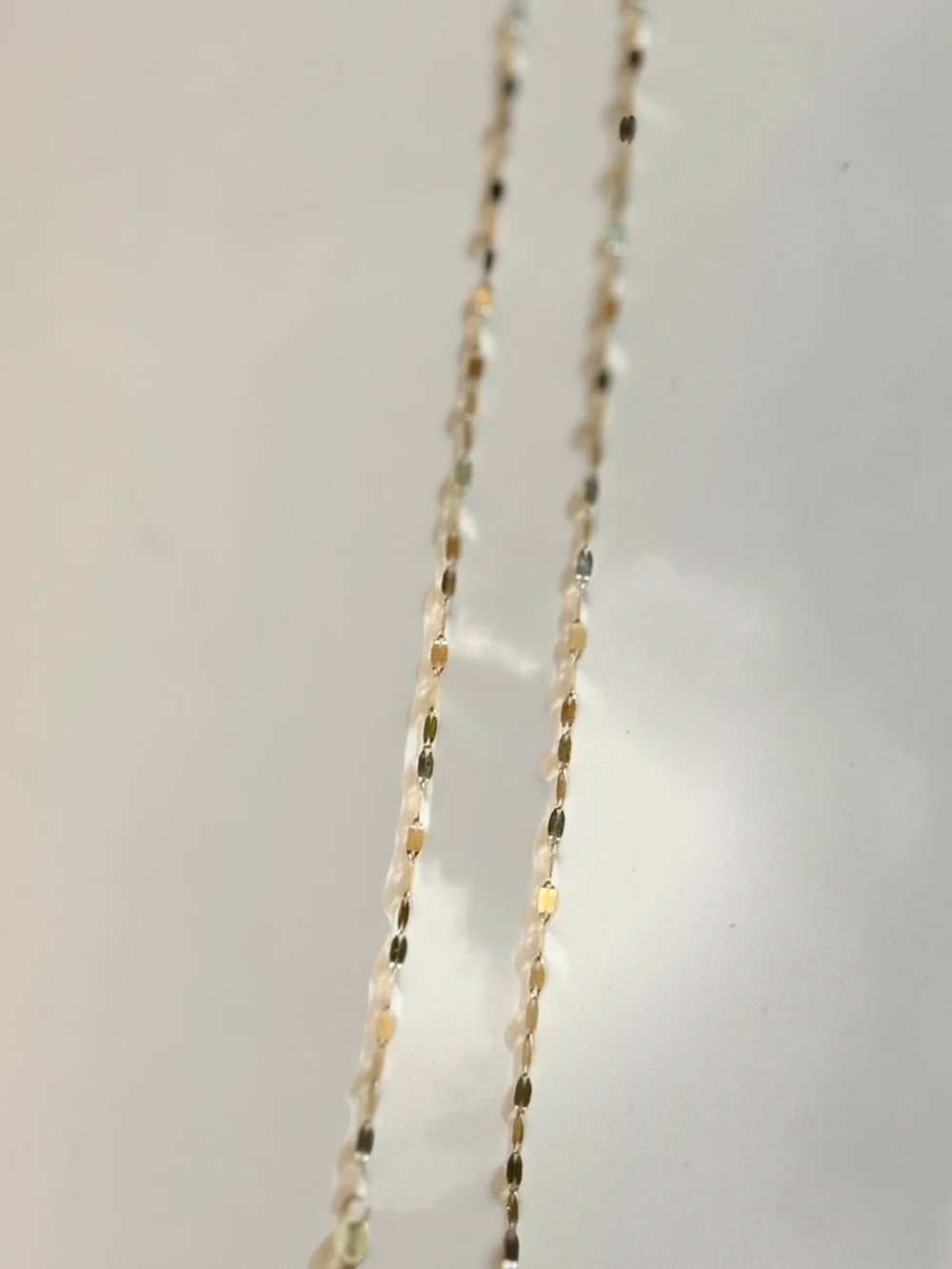 18k yellow gold Dainty Petal Necklace